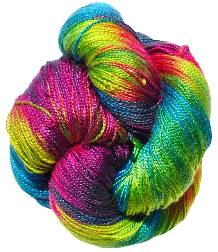 Dryad Spectrum Tencel: Luxurious Softness, Naturally Vibrant Comfort for Your Skin.